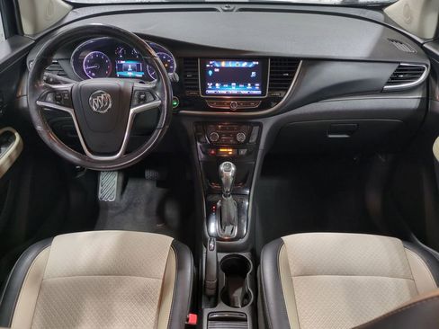 Used 2018 Buick Encore Preferred image 18
