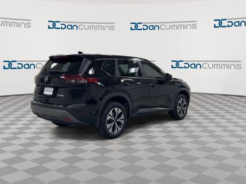 Used 2023 Nissan Rogue SV AWD/4WD image 8