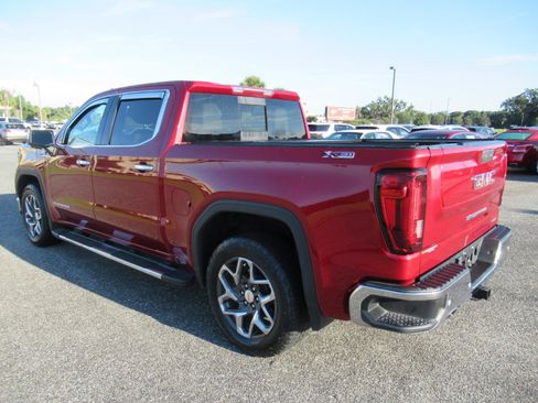 Used 2023 GMC Sierra 1500 SLT w/ SLT Premium Plus Package AWD/4WD image 5