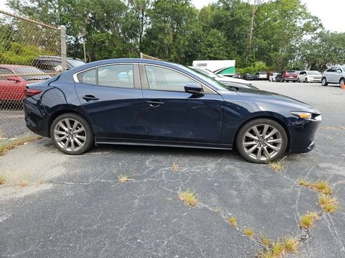 Used 2023 MAZDA MAZDA3 s FWD image 6
