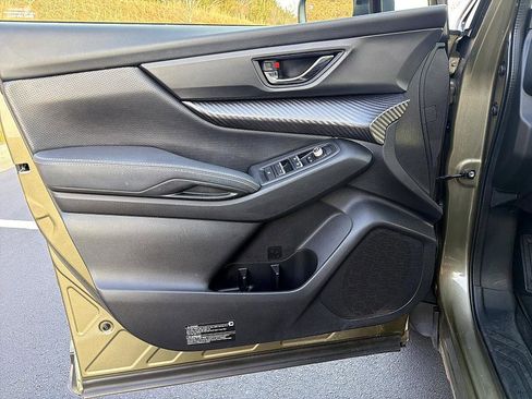 Used 2022 Subaru Ascent Onyx Edition image 4