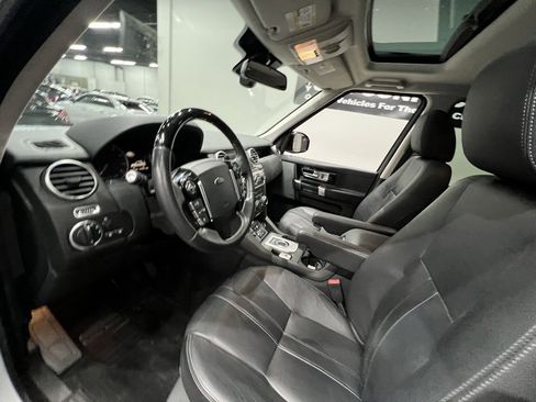 Used 2016 Land Rover LR4 HSE image 21