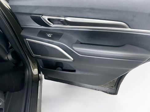 Used 2025 Kia Telluride S image 33