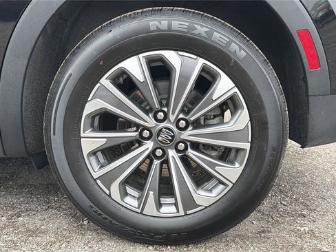 Used 2024 Buick Envision Preferred AWD/4WD image 28