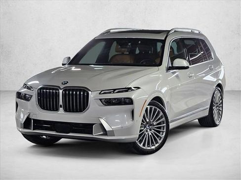 Certified 2024 BMW X7 xDrive40i w/ Executive Package image 1