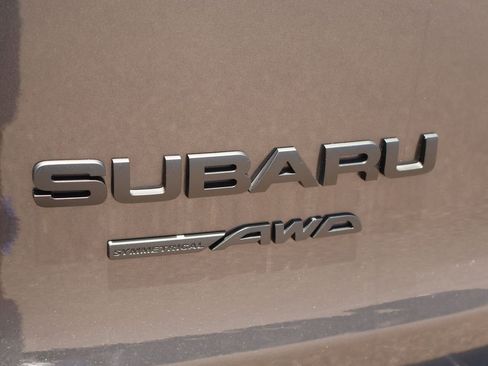 Certified 2025 Subaru Ascent Onyx Edition w/ Onyx Package AWD/4WD image 8