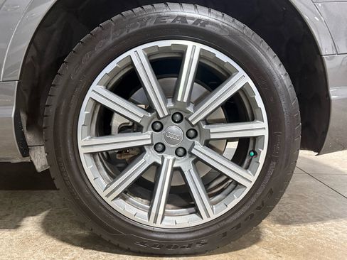 Used 2018 Audi Q7 2.0T Premium Plus w/ Premium Plus Package image 43