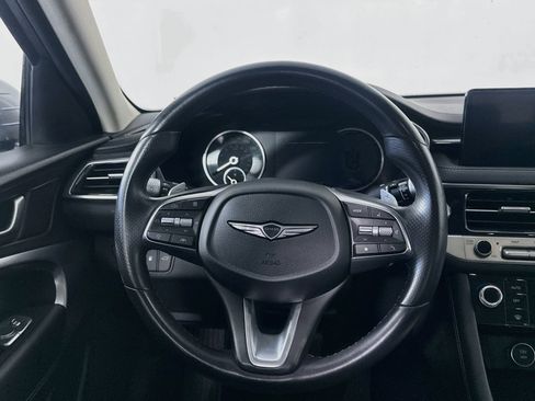 Used 2025 Genesis G70 2.5T RWD image 18