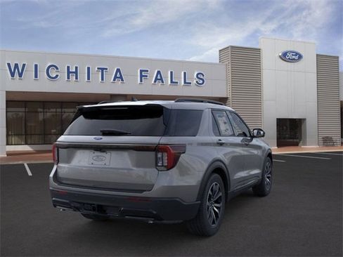 New 2026 Ford Explorer ST-Line w/ Premium Package image 8