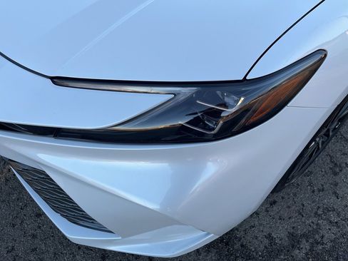 Used 2025 Toyota Camry XLE image 37