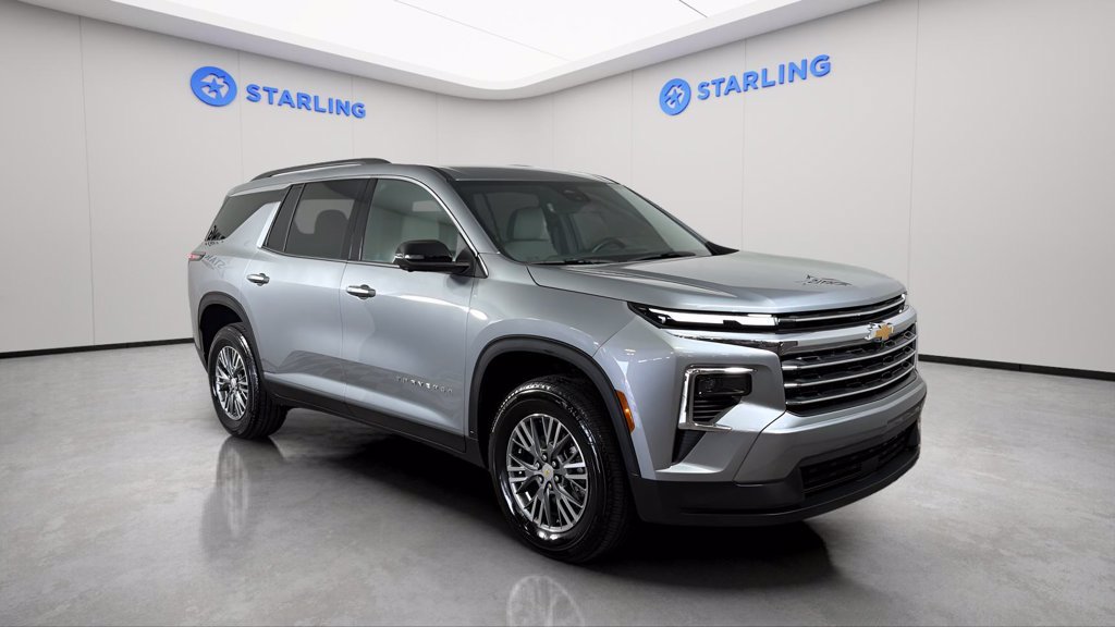 Certified 2026 Chevrolet Traverse LT w/ Driver Confidence Package FWD image 13