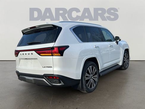 New 2026 Lexus LX 700h Luxury image 4