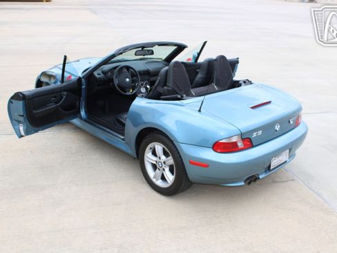 Used 2002 BMW Z3 2.5i RWD image 8