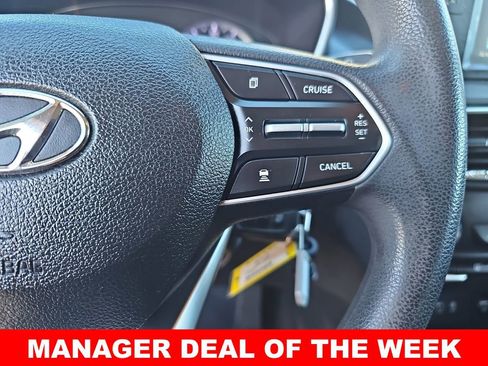 Used 2020 Hyundai Santa Fe SE image 17