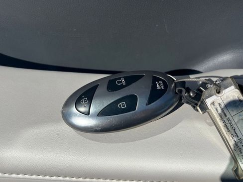 Used 2025 Hyundai Santa Fe SEL image 21