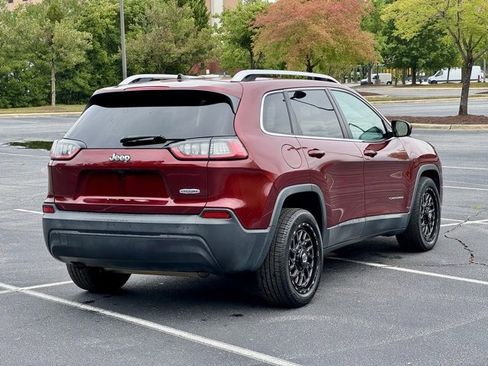 Used 2019 Jeep Cherokee Latitude w/ Popular Appearance Group image 7
