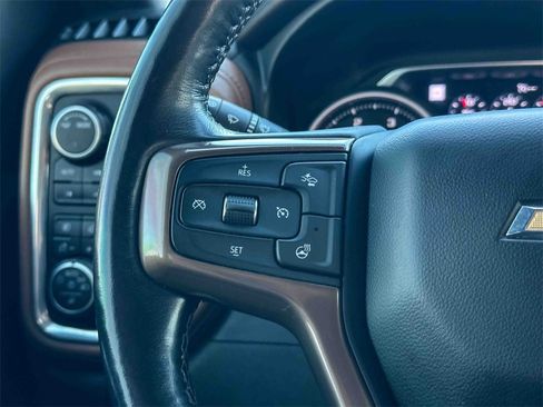 Used 2021 Chevrolet Silverado 2500 High Country w/ Z71 Off-Road Package image 25