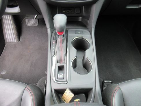 Used 2022 Chevrolet Equinox RS w/ RS Leather Package image 21