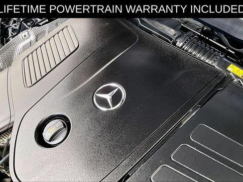 Used 2025 Mercedes-Benz GLC 350e 4MATIC image 40