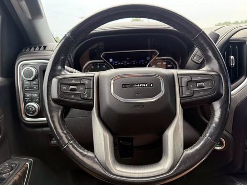 Used 2019 GMC Sierra 1500 Denali w/ Denali Ultimate Package AWD/4WD image 22