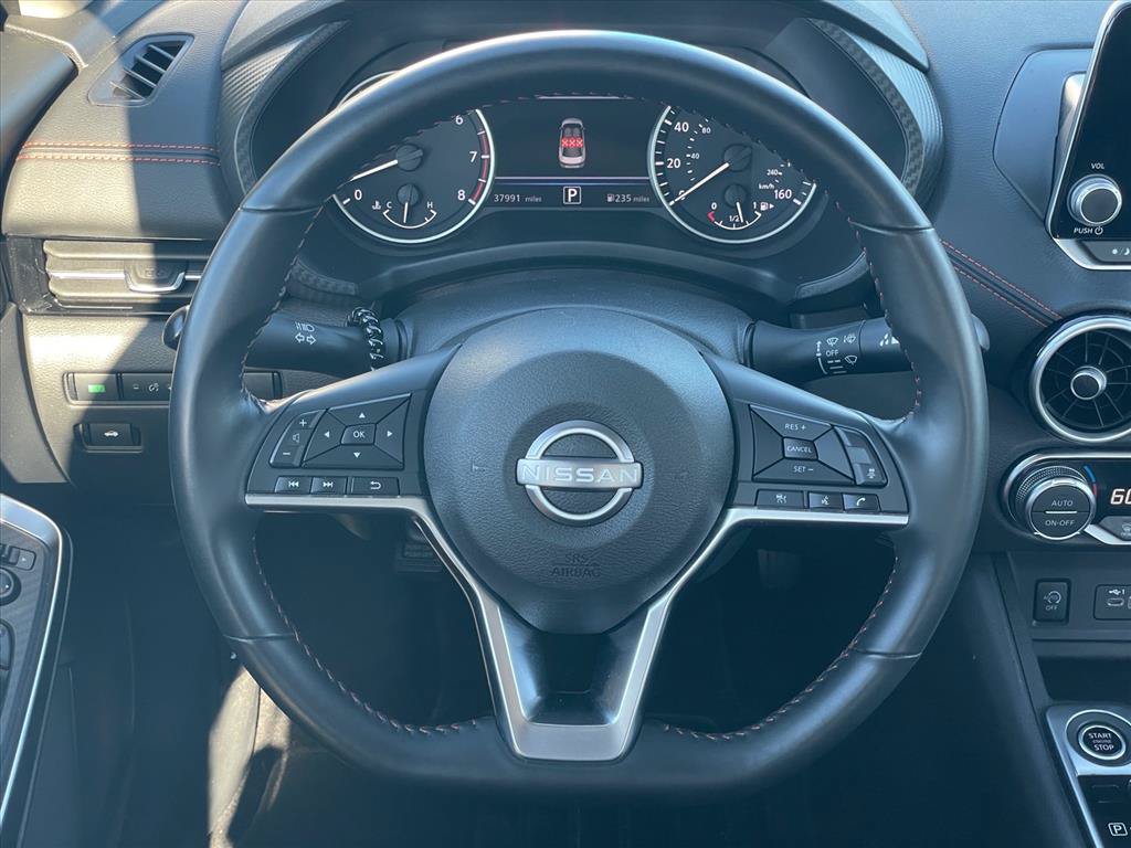 Used 2025 Nissan Sentra SR FWD image 12
