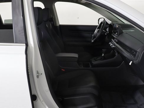 Used 2024 Honda CR-V EX image 26