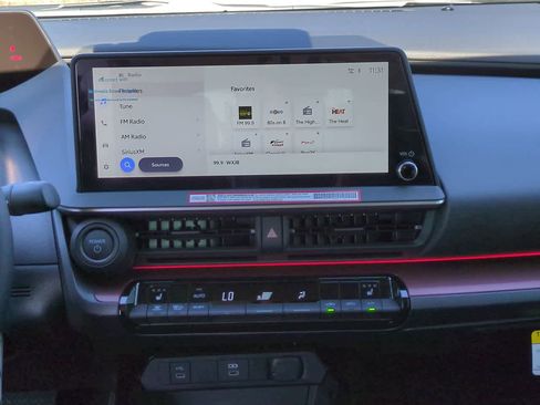 New 2026 Toyota Prius Plug-In Hybrid FWD image 17