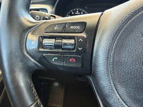 Used 2016 Kia Sorento EX FWD image 18