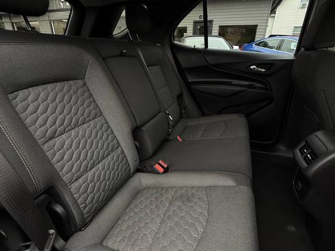 Used 2018 Chevrolet Equinox LT image 22