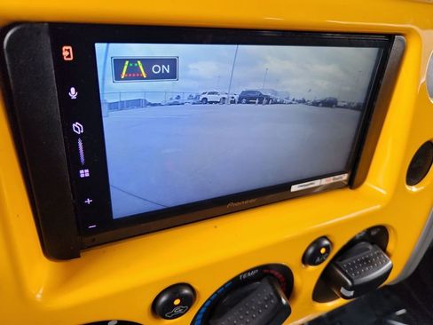 Used 2008 Toyota FJ Cruiser 2WD image 18