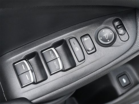 Used 2022 Honda Accord Sport image 4