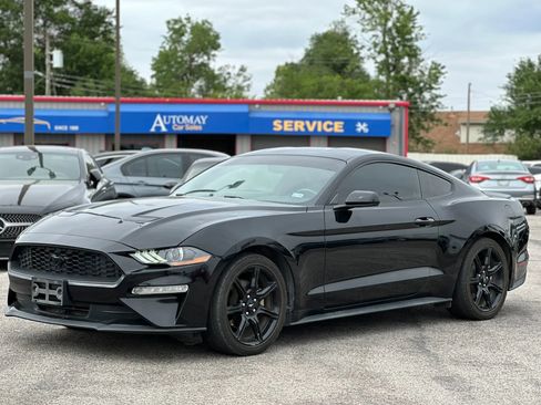 Used 2019 Ford Mustang Coupe w/ Equipment Group 101A RWD image 1