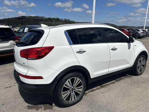 Used 2016 Kia Sportage EX w/ EX Premium Package image 9