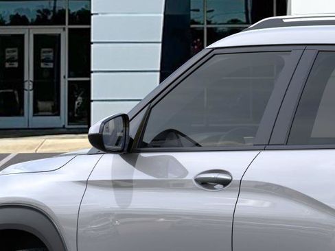 New 2026 Chevrolet TrailBlazer LT w/ Convenience Package FWD image 36