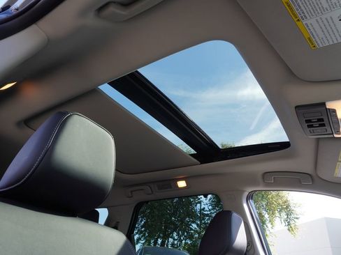 Used 2025 Nissan Pathfinder Platinum w/ Cargo Package image 14