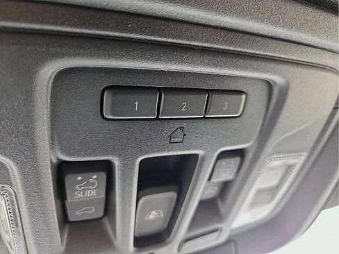 Used 2025 GMC Sierra 1500 AT4 w/ AT4 Premium Package AWD/4WD image 22