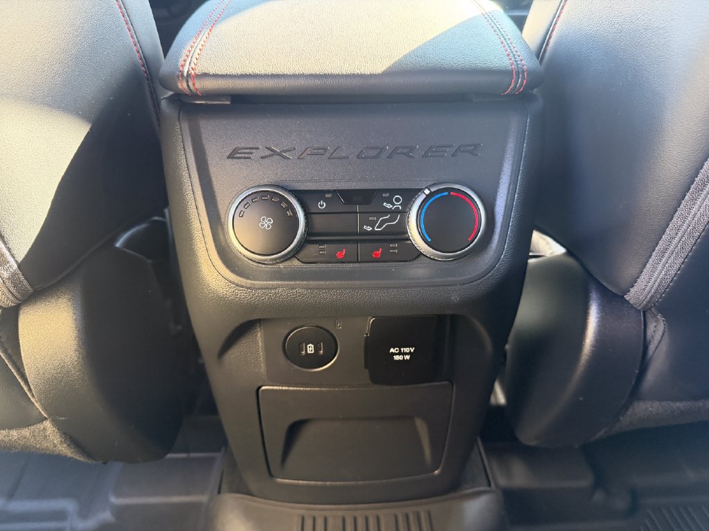 Used 2025 Ford Explorer ST-Line w/ Premium Package AWD/4WD image 42
