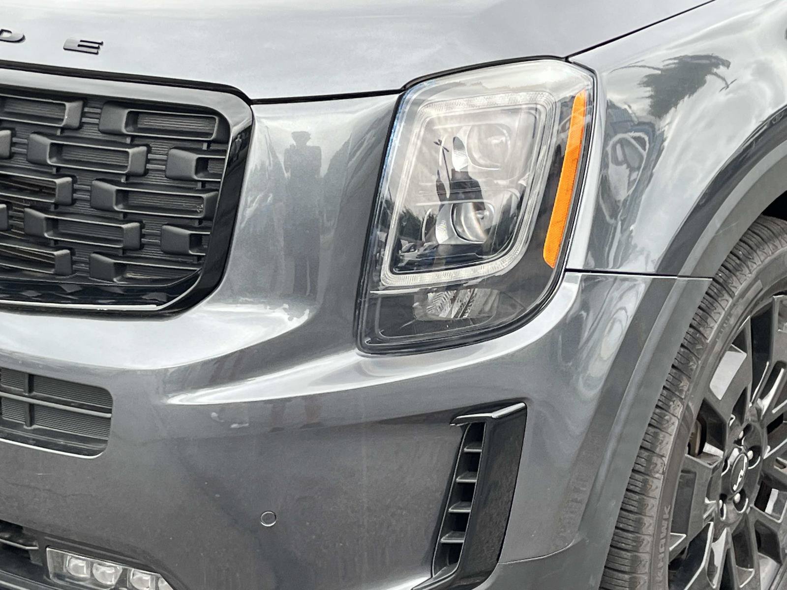 Used 2022 Kia Telluride SX w/ SX Prestige Package AWD/4WD image 10