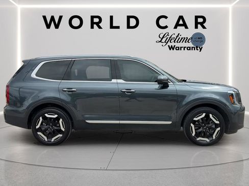 Used 2024 Kia Telluride S w/ S Sunroof Package FWD image 8