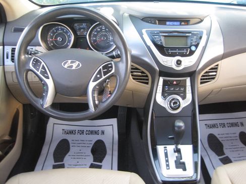 Used 2012 Hyundai Elantra GLS w/ Preferred Pkg 3 FWD image 22