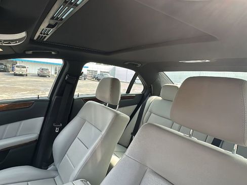 Used 2011 Mercedes-Benz E 350 Sedan image 13