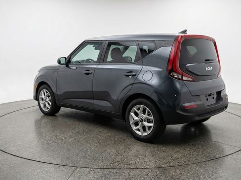 Used 2025 Kia Soul LX w/ LX Technology Package image 6