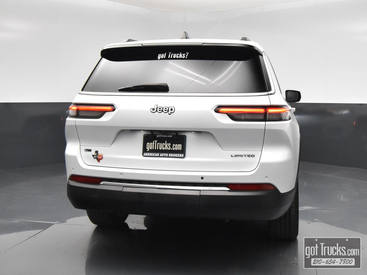 Used 2021 Jeep Grand Cherokee L Limited RWD image 6