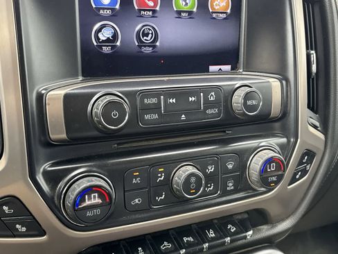 Used 2015 GMC Sierra 2500 Denali AWD/4WD image 15