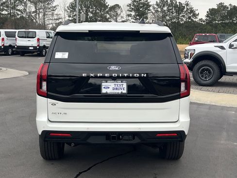 New 2026 Ford Expedition Active RWD image 24