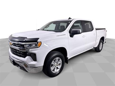Used 2023 Chevrolet Silverado 1500 LT w/ Protection Package image 4