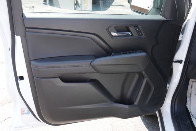Used 2023 Chevrolet Colorado LT w/ LT Convenience Package III AWD/4WD image 13