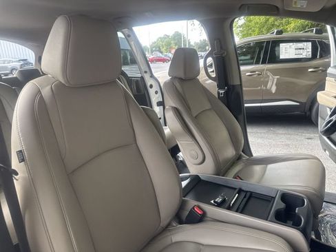 Used 2022 Honda Odyssey EX-L image 10