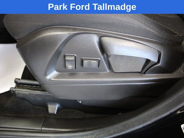 Used 2017 Chevrolet Equinox LS FWD image 12