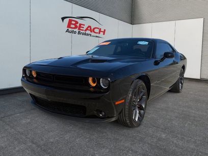 Used 2022 Dodge Challenger SXT w/ Blacktop Package
